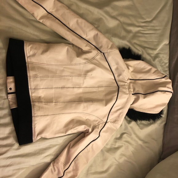 Danier leather jacket - Picture 2 of 3